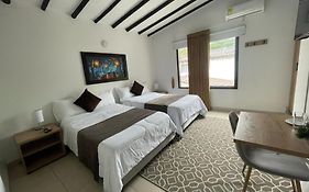 Aguacatala Hotel Boutique